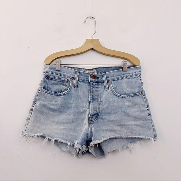 Madewell Relaxed Denim Shorts in Cedarcroft Wash Jeans Distressed Cut Offs - Picture 3 of 10